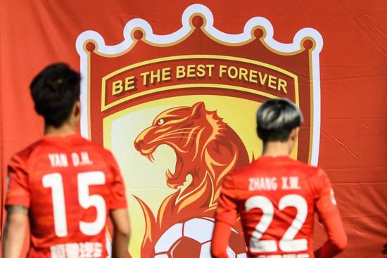 战报　CBA赛事综述北京主场迎战新疆，新疆103-88击败北京，豪取7连胜。